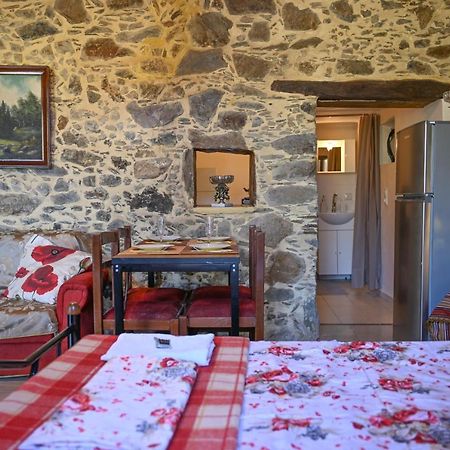 Stone House For Relaxation In Elos Kíssamos Extérieur photo